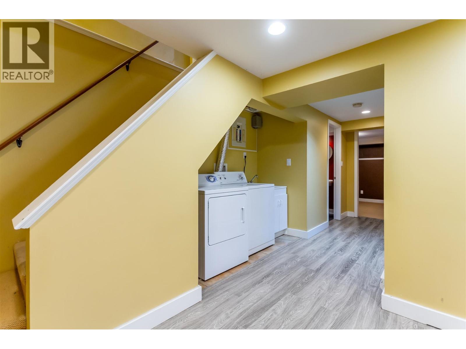 832 Surrey Street, New Westminster, British Columbia  V3L 4W2 - Photo 24 - R3111326