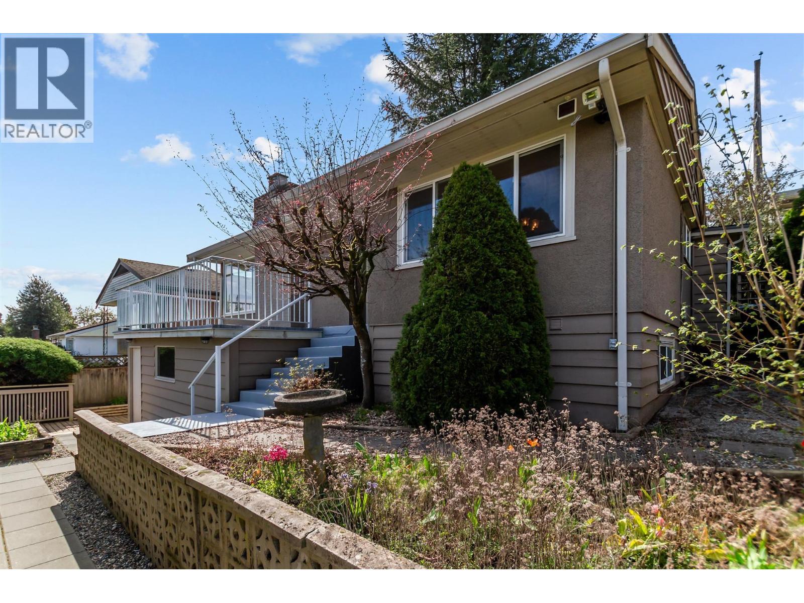 832 Surrey Street, New Westminster, British Columbia  V3L 4W2 - Photo 25 - R3111326