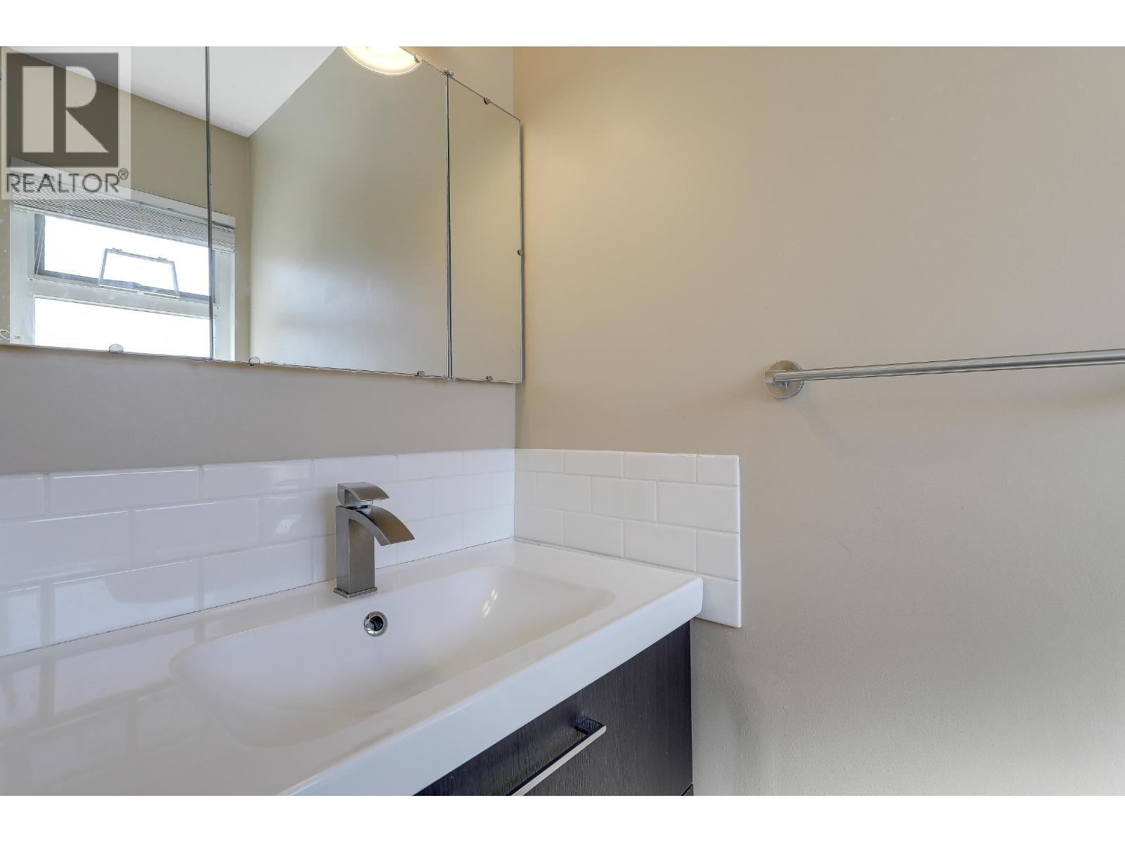 3523 Allan Road, North Vancouver, British Columbia  V7K 2M6 - Photo 17 - R3111340