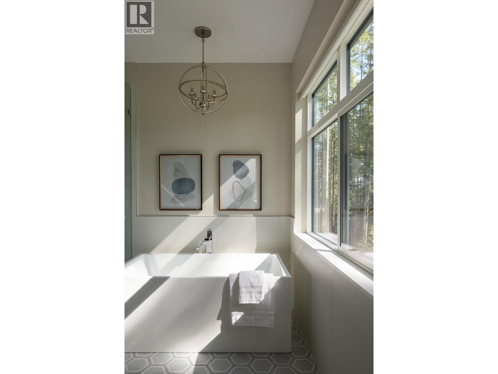 1510 Crystal Creek Drive, Anmore, British Columbia  V3H 0A3 - Photo 22 - R3111347