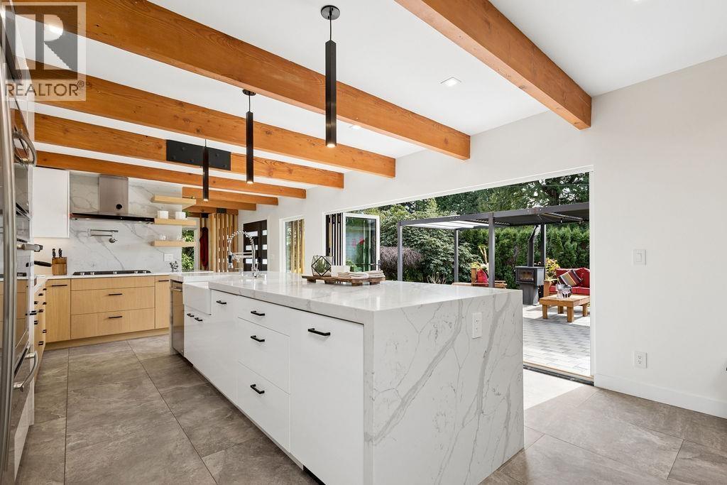 589 St Giles Road, West Vancouver, British Columbia  V7S 1L7 - Photo 7 - R3111357