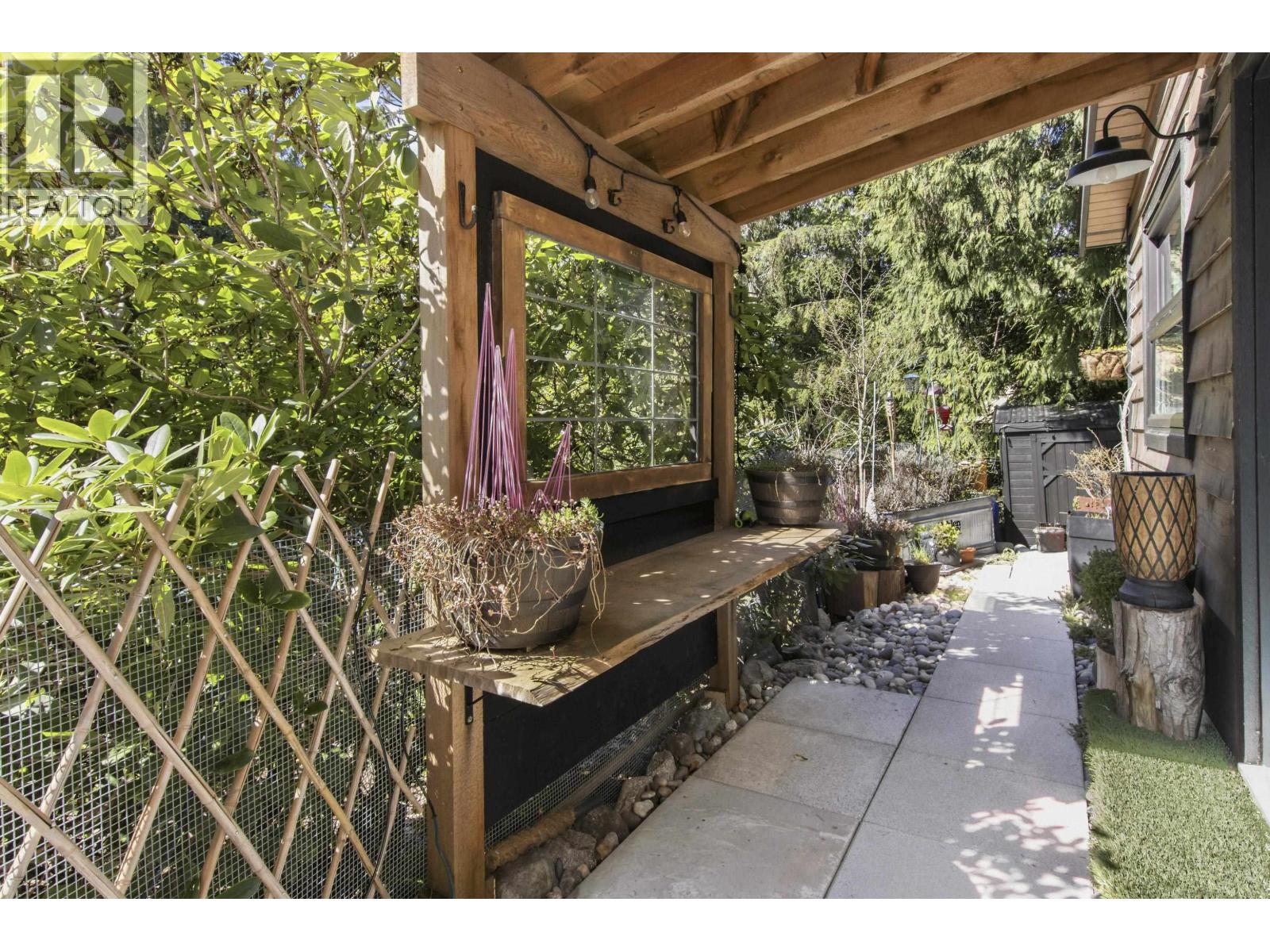 40495 N Highlands Way, Squamish, British Columbia  V0N 1T0 - Photo 32 - R3111367