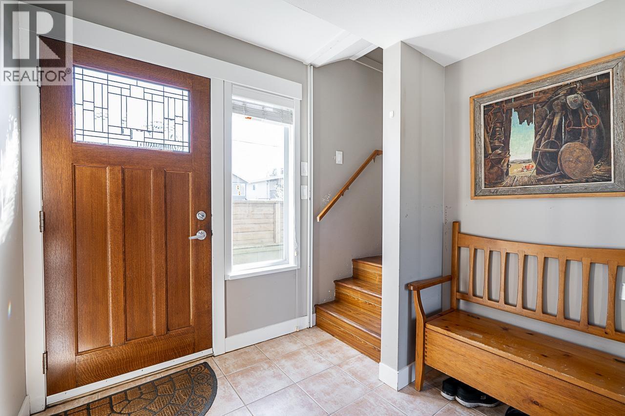 6851 Imperial Street, Burnaby, British Columbia  V5E 1N4 - Photo 4 - R3111378