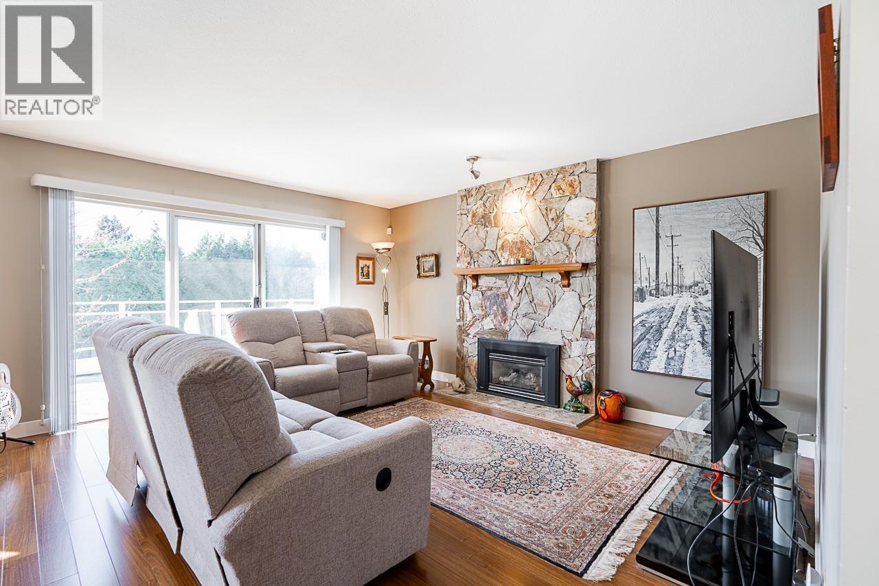 6851 Imperial Street, Burnaby, British Columbia  V5E 1N4 - Photo 5 - R3111378