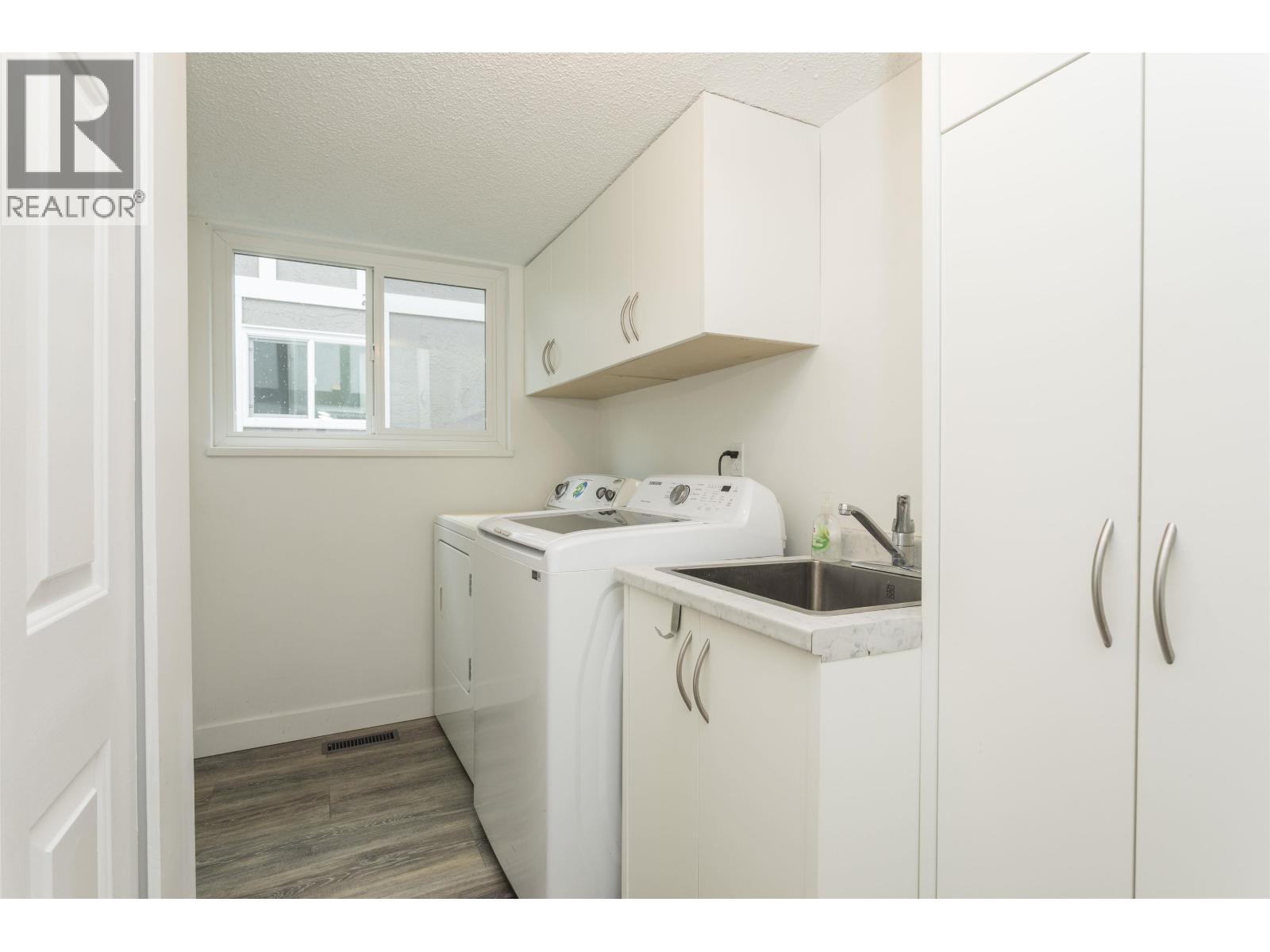 842 Lighthouse Court, Coquitlam, British Columbia  V3J 7N6 - Photo 10 - R3111397