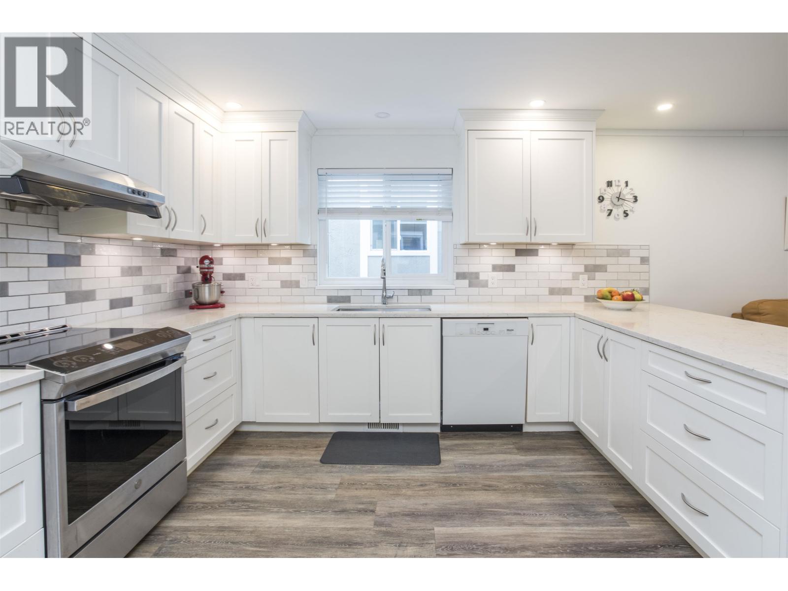 842 Lighthouse Court, Coquitlam, British Columbia  V3J 7N6 - Photo 12 - R3111397