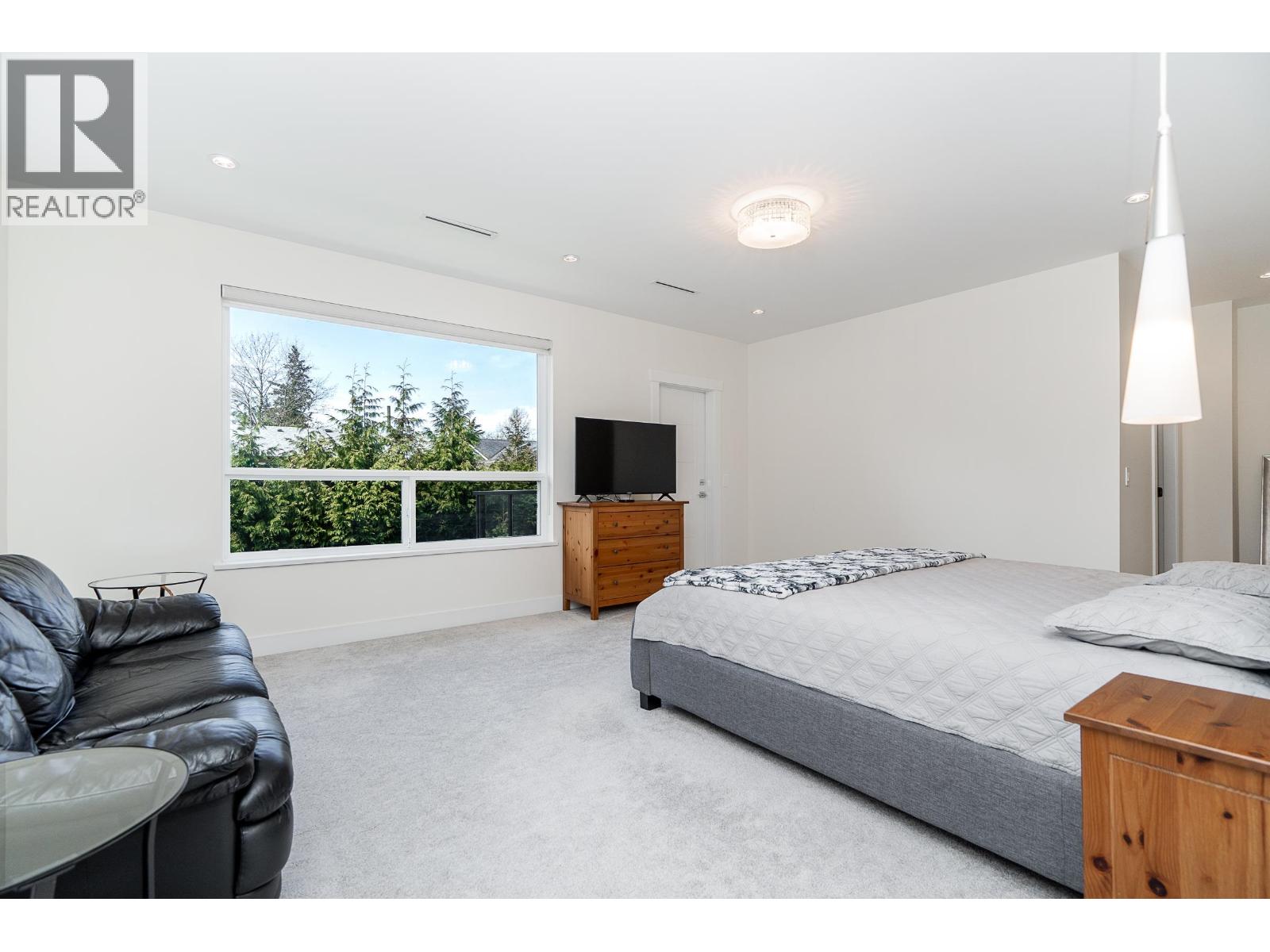 576 Linton Street, Coquitlam, British Columbia  V3J 6J2 - Photo 18 - R3111434