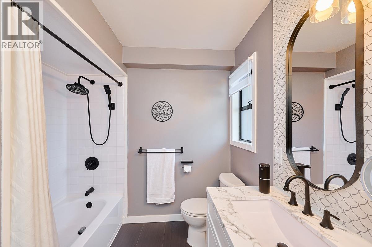 11711 Blakely Road, Pitt Meadows, British Columbia  V3Y 1H2 - Photo 9 - R3111437