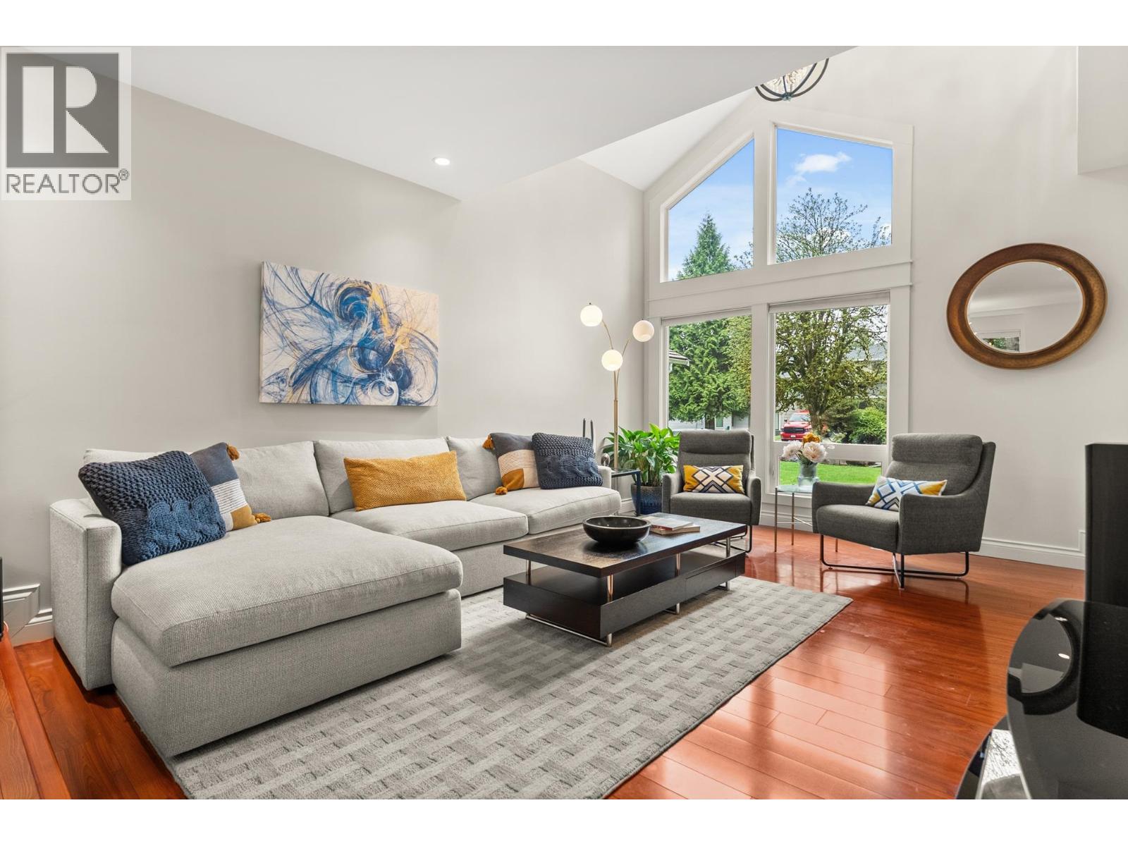 1530 Lighthall Court, North Vancouver, British Columbia  V7G 2G2 - Photo 7 - R3111438