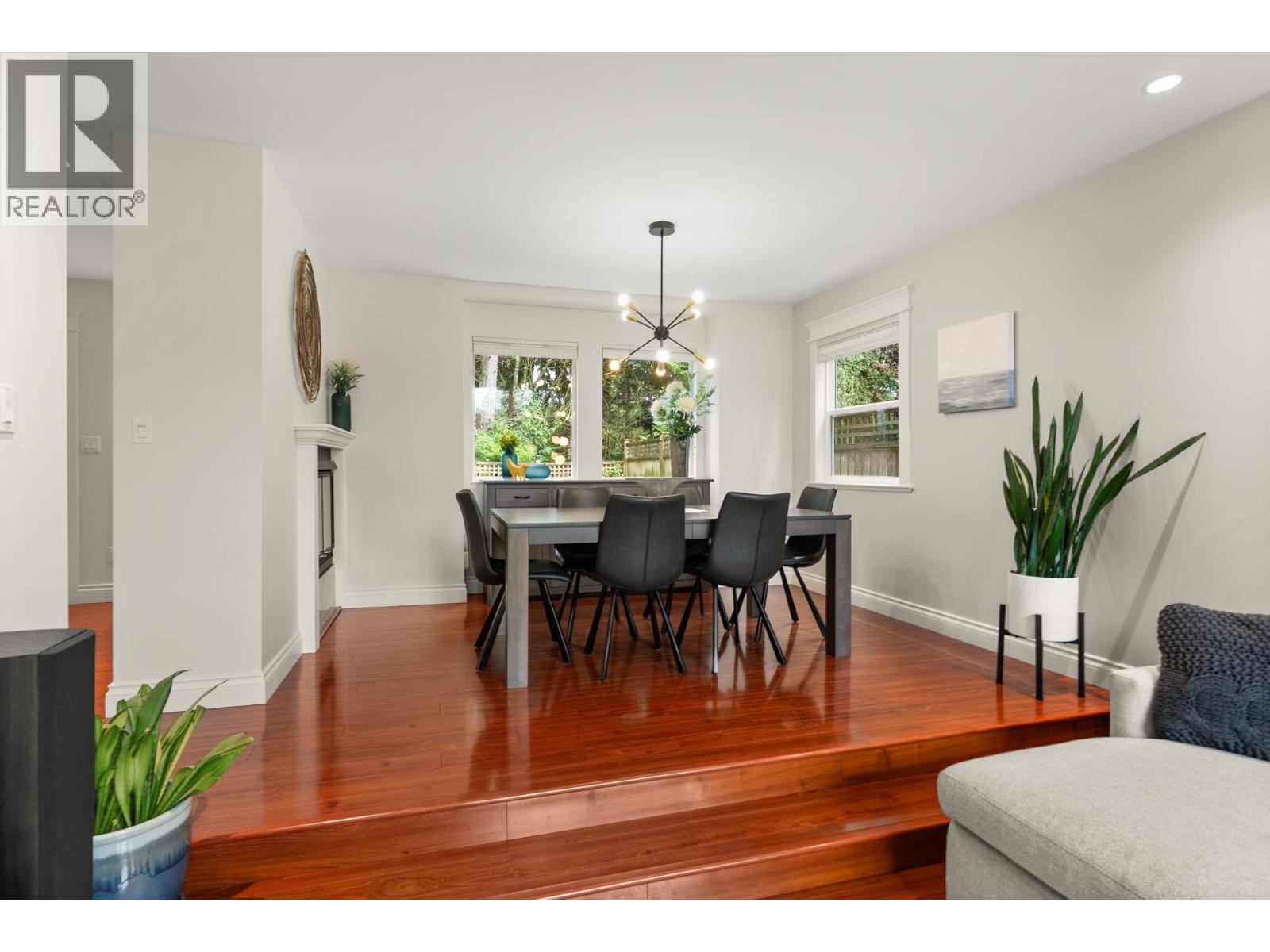 1530 Lighthall Court, North Vancouver, British Columbia  V7G 2G2 - Photo 9 - R3111438