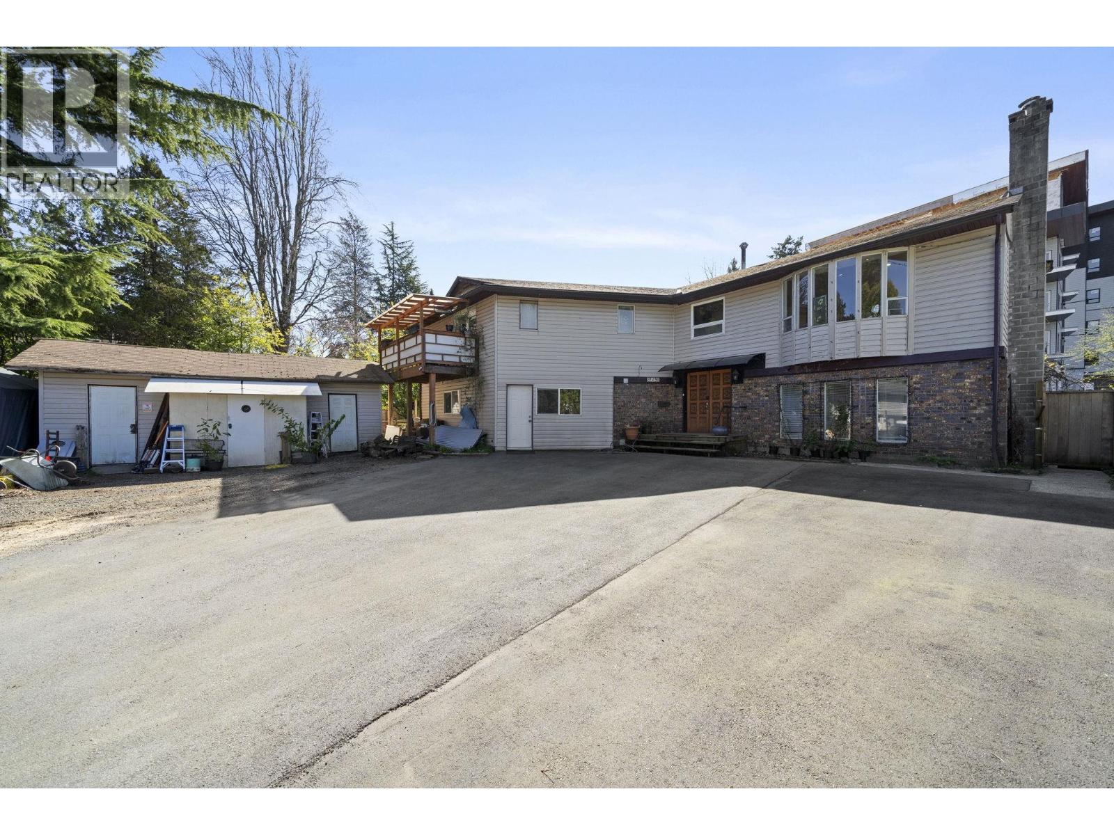 21796 HOWISON AVENUE, Maple Ridge, British Columbia