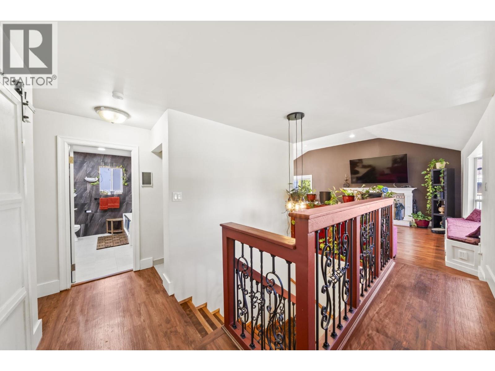 21796 Howison Avenue, Maple Ridge, British Columbia  V2X 2W6 - Photo 11 - R3111443