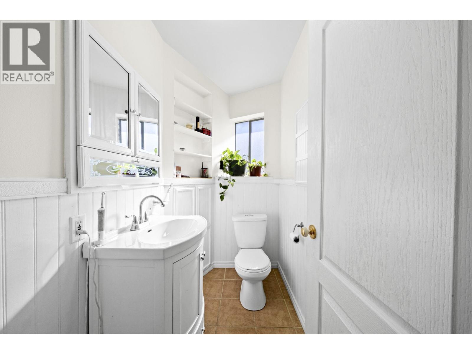 21796 Howison Avenue, Maple Ridge, British Columbia  V2X 2W6 - Photo 15 - R3111443