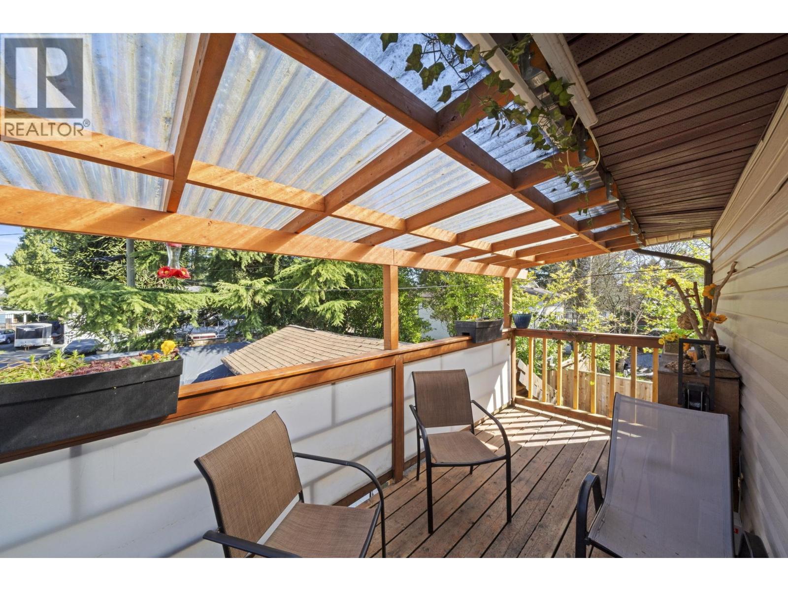 21796 Howison Avenue, Maple Ridge, British Columbia  V2X 2W6 - Photo 18 - R3111443