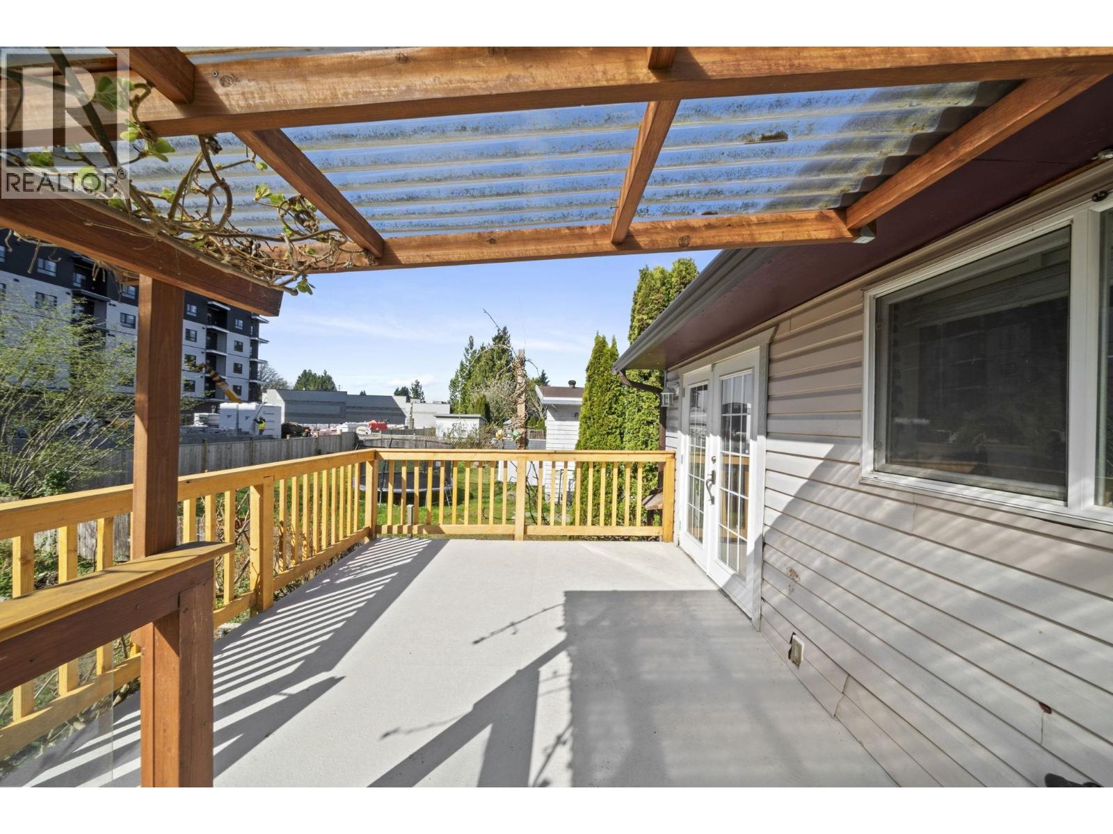 21796 Howison Avenue, Maple Ridge, British Columbia  V2X 2W6 - Photo 34 - R3111443