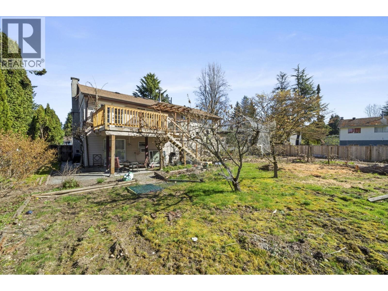 21796 Howison Avenue, Maple Ridge, British Columbia  V2X 2W6 - Photo 37 - R3111443