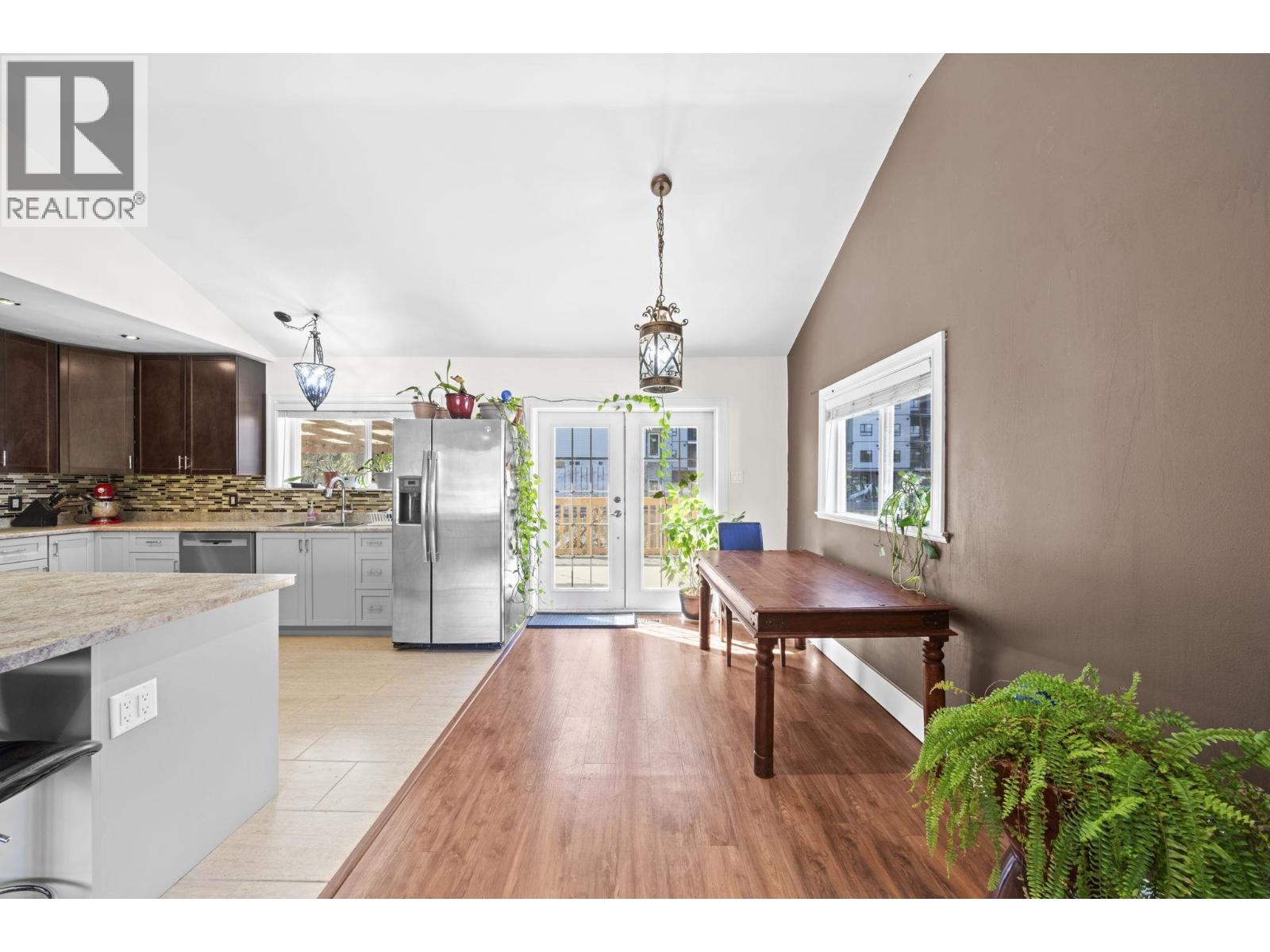 21796 Howison Avenue, Maple Ridge, British Columbia  V2X 2W6 - Photo 8 - R3111443