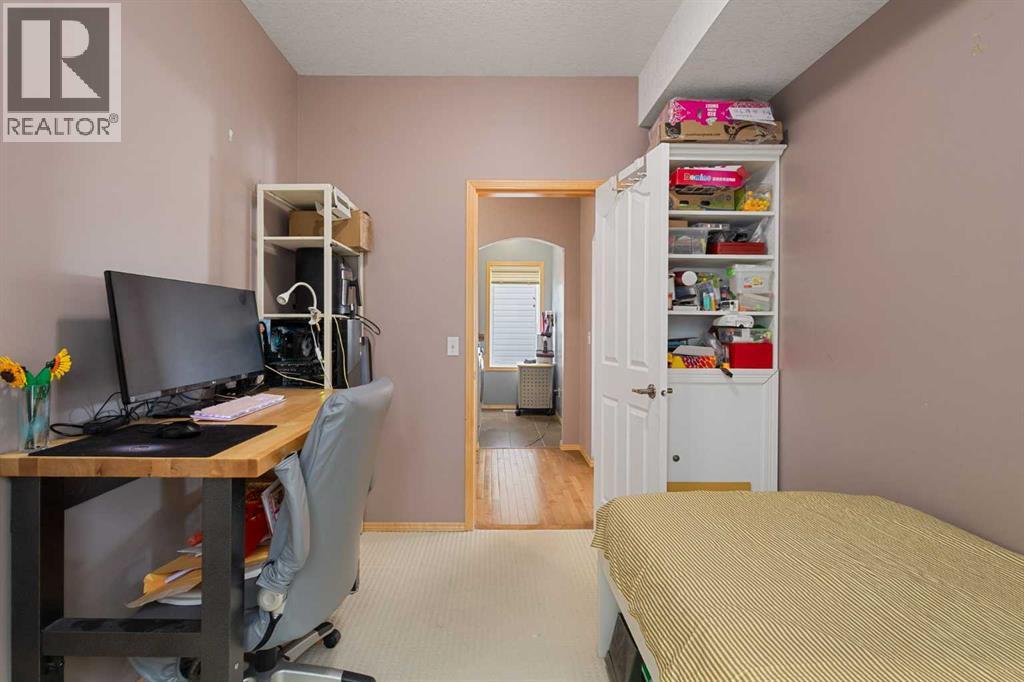 146 Panamount Villas NW, Calgary, Alberta  T3K 0A3 - Photo 15 - A2292967