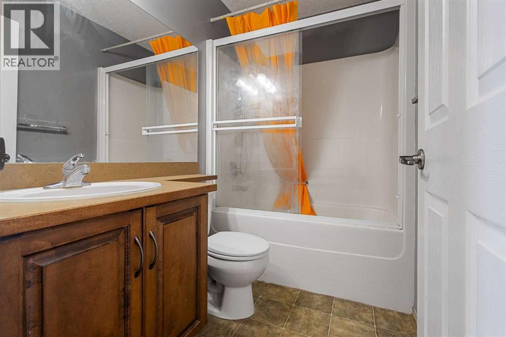 146 Panamount Villas NW, Calgary, Alberta  T3K 0A3 - Photo 28 - A2292967