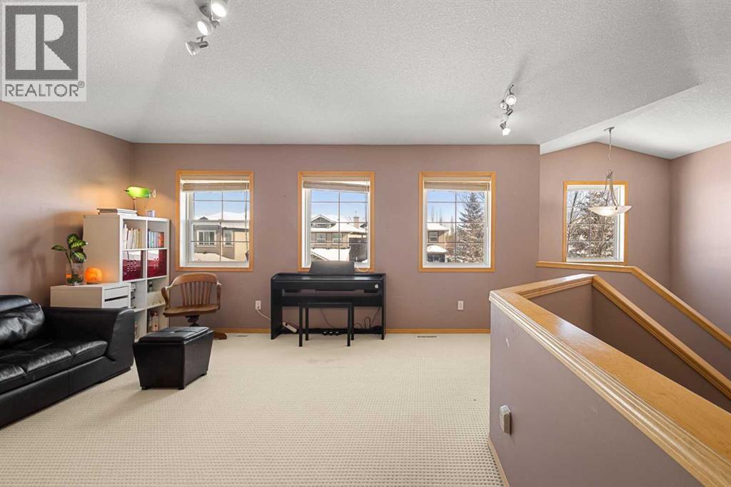 146 Panamount Villas NW, Calgary, Alberta  T3K 0A3 - Photo 19 - A2292967