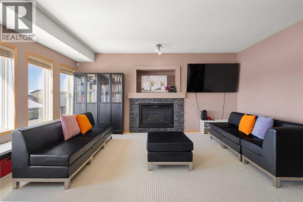 146 Panamount Villas NW, Calgary, Alberta  T3K 0A3 - Photo 3 - A2292967