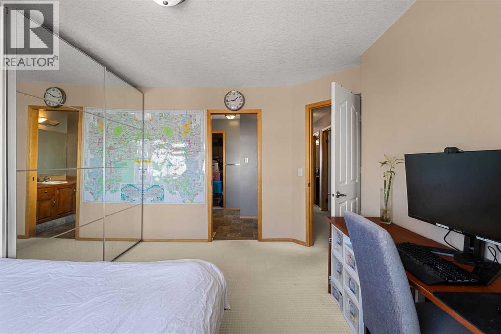 146 Panamount Villas NW, Calgary, Alberta  T3K 0A3 - Photo 22 - A2292967