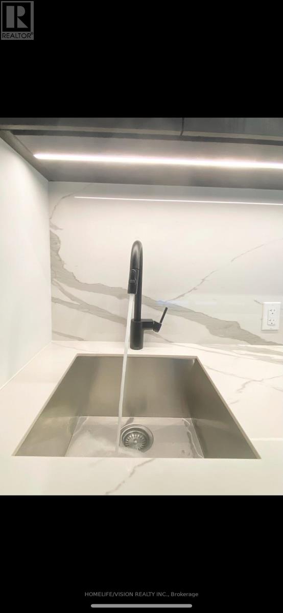 2009 - 127 Broadway Avenue, Toronto, Ontario M4P 1V4 - Photo 11 - C12998478