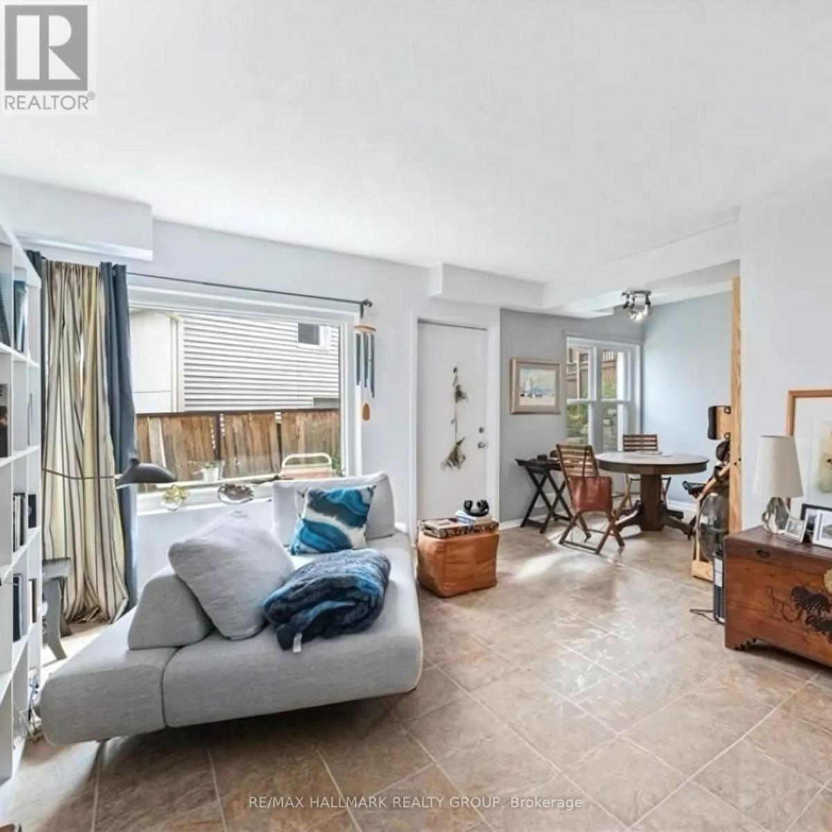 2 - 9 Acacia Avenue, Ottawa, Ontario  K1M 0P3 - Photo 6 - X12998494