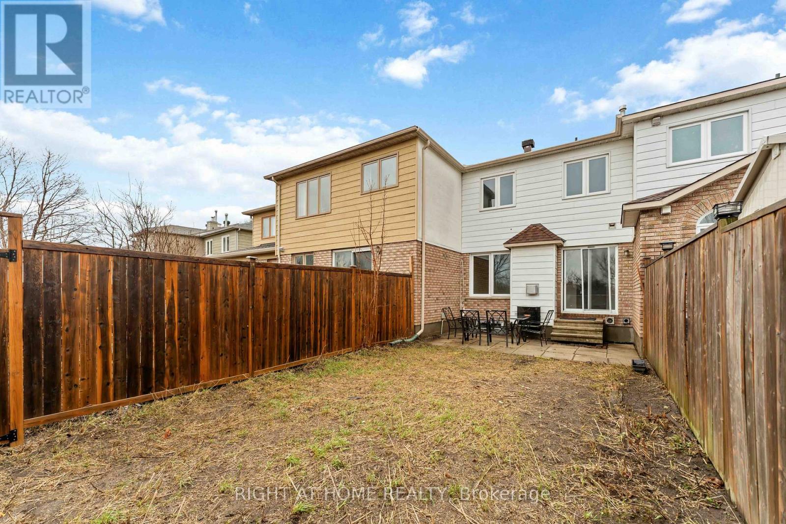 17 Locheland Crescent, Ottawa, Ontario  K2G 6H2 - Photo 13 - X12998534