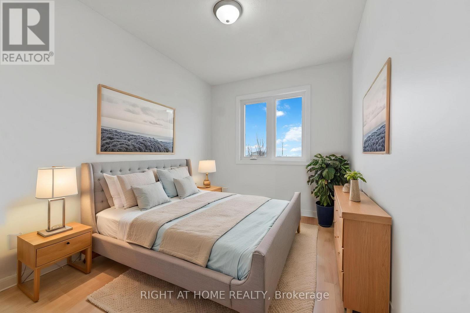 17 Locheland Crescent, Ottawa, Ontario  K2G 6H2 - Photo 8 - X12998534