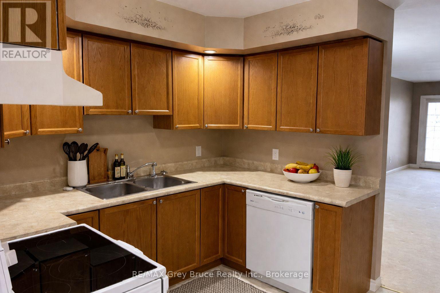 204 - 1550 12th Avenue E, Owen Sound, Ontario  N4K 6Z3 - Photo 6 - X12881538