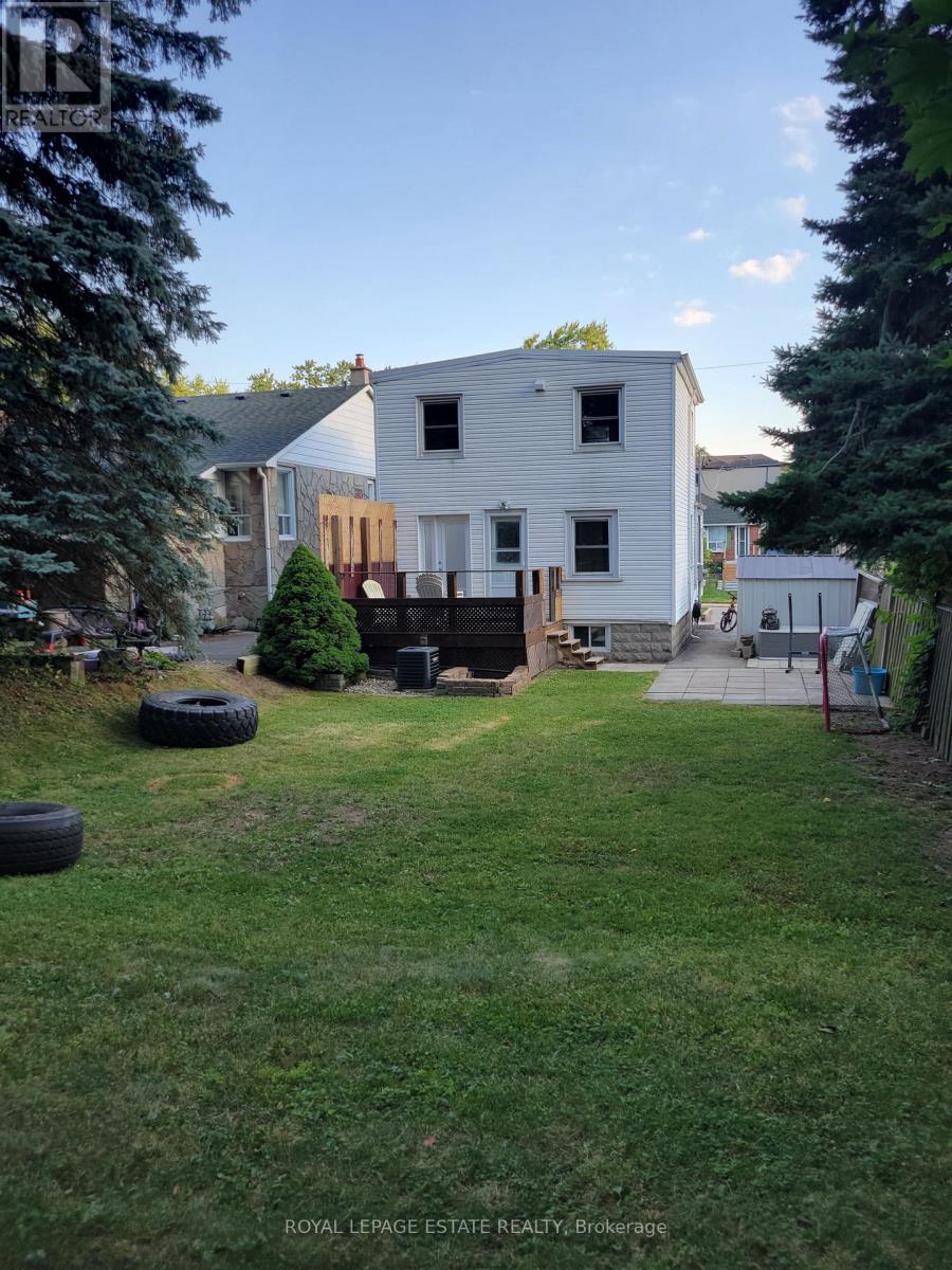 Upper - 13 Pinegrove Avenue, Toronto, Ontario  M1N 2G3 - Photo 2 - E12998522