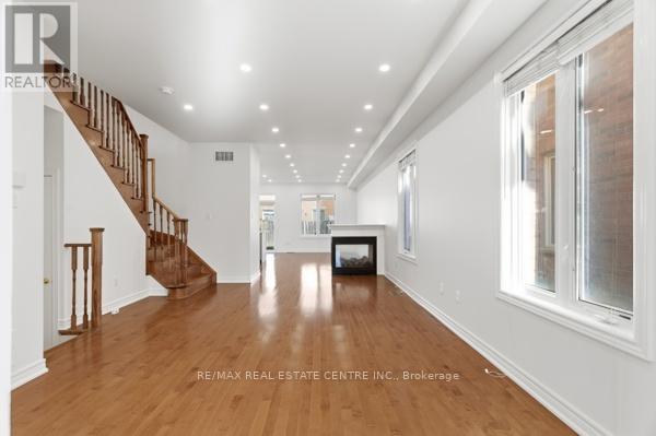 3085 Doyle Street, Mississauga, Ontario  L5M 0N2 - Photo 10 - W12994862