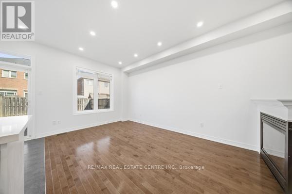 3085 Doyle Street, Mississauga, Ontario  L5M 0N2 - Photo 12 - W12994862