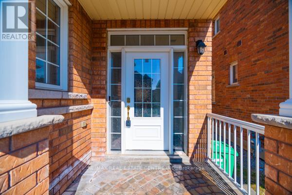 3085 Doyle Street, Mississauga, Ontario  L5M 0N2 - Photo 4 - W12994862