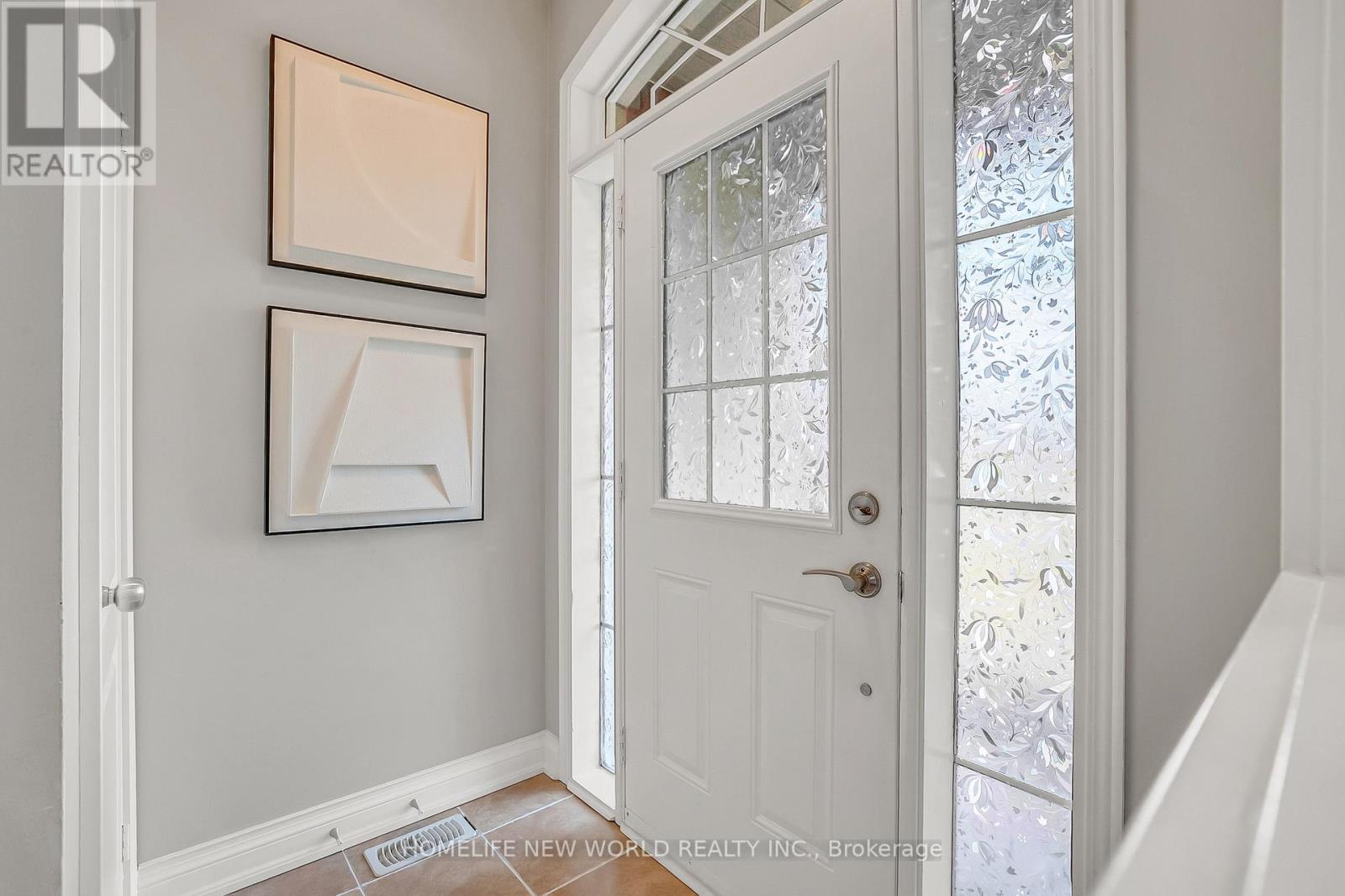 53 Michelina Terrace, Markham, Ontario  L6B 0B3 - Photo 4 - N12998488