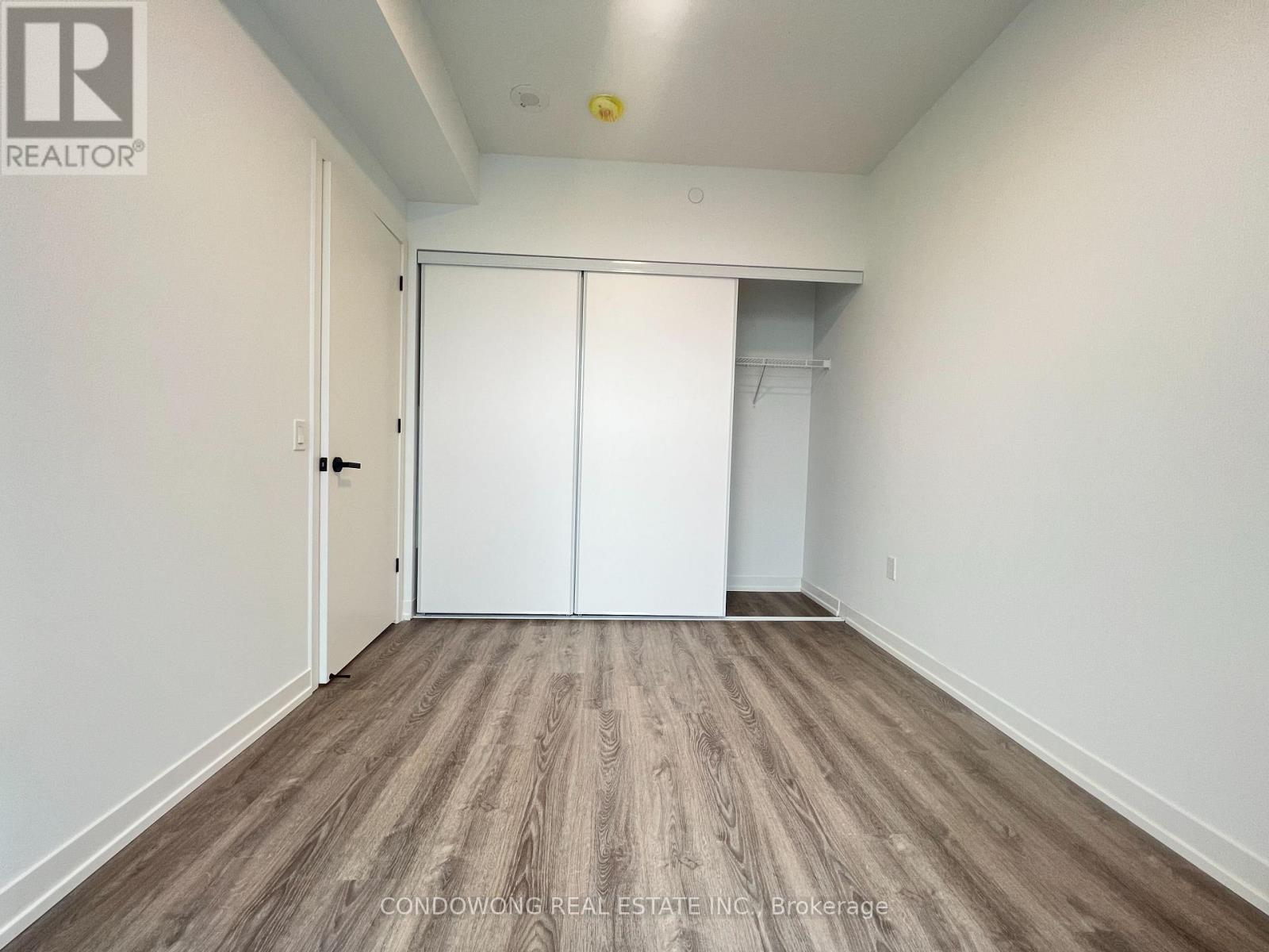 2210 - 8 Interchange Way, Vaughan, Ontario L4K 0R2 - Photo 14 - N12998490