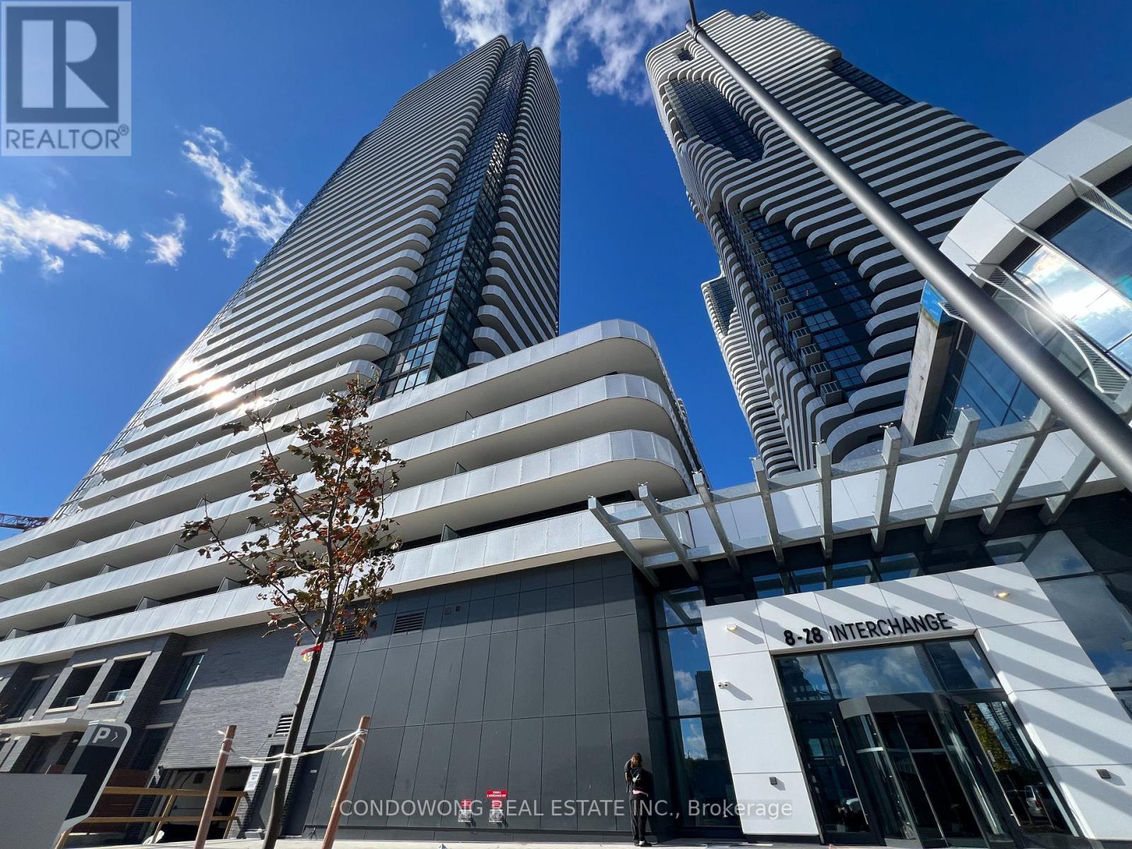 2210 - 8 Interchange Way, Vaughan, Ontario L4K 0R2 - Photo 24 - N12998490