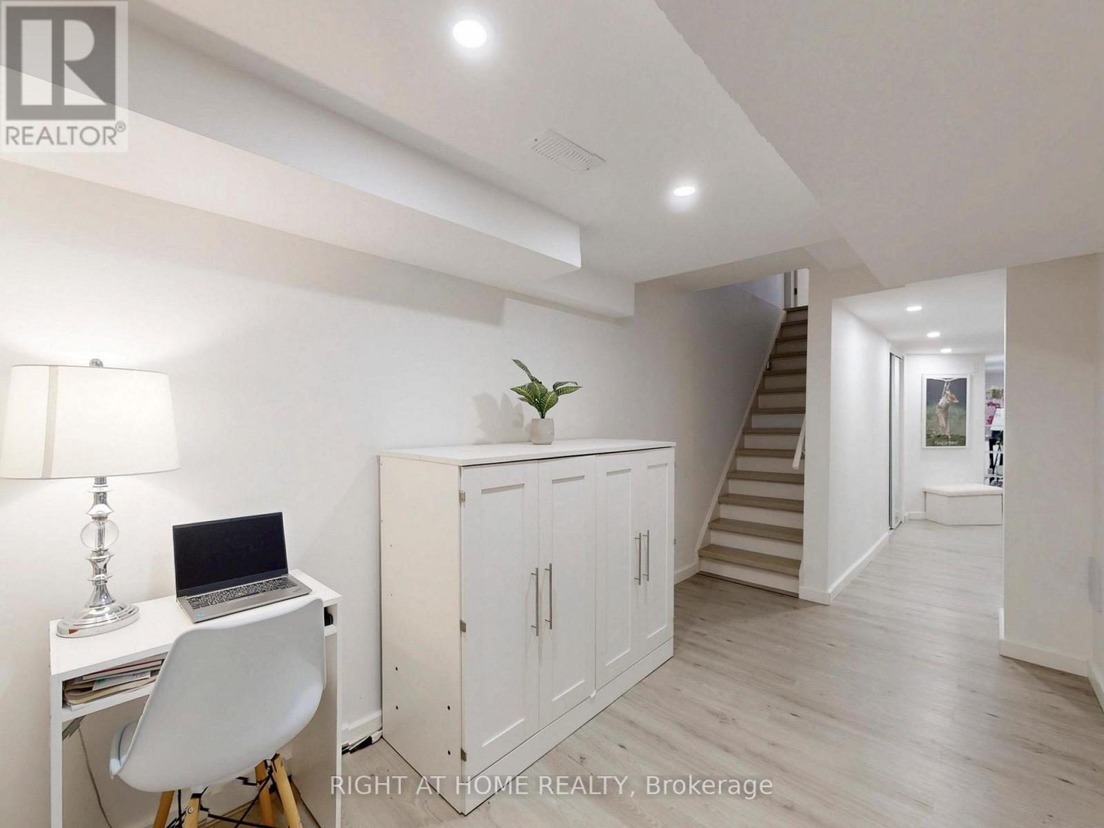 179 Vanguard Road, Vaughan, Ontario  L4K 5G8 - Photo 32 - N12998492