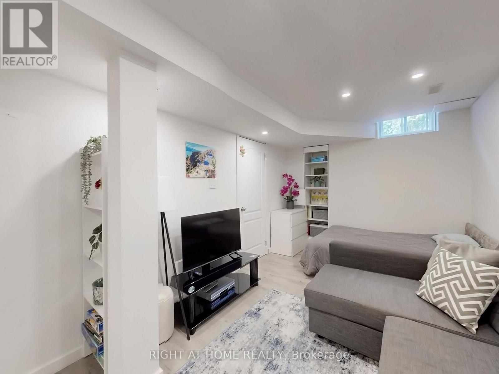 179 Vanguard Road, Vaughan, Ontario  L4K 5G8 - Photo 38 - N12998492