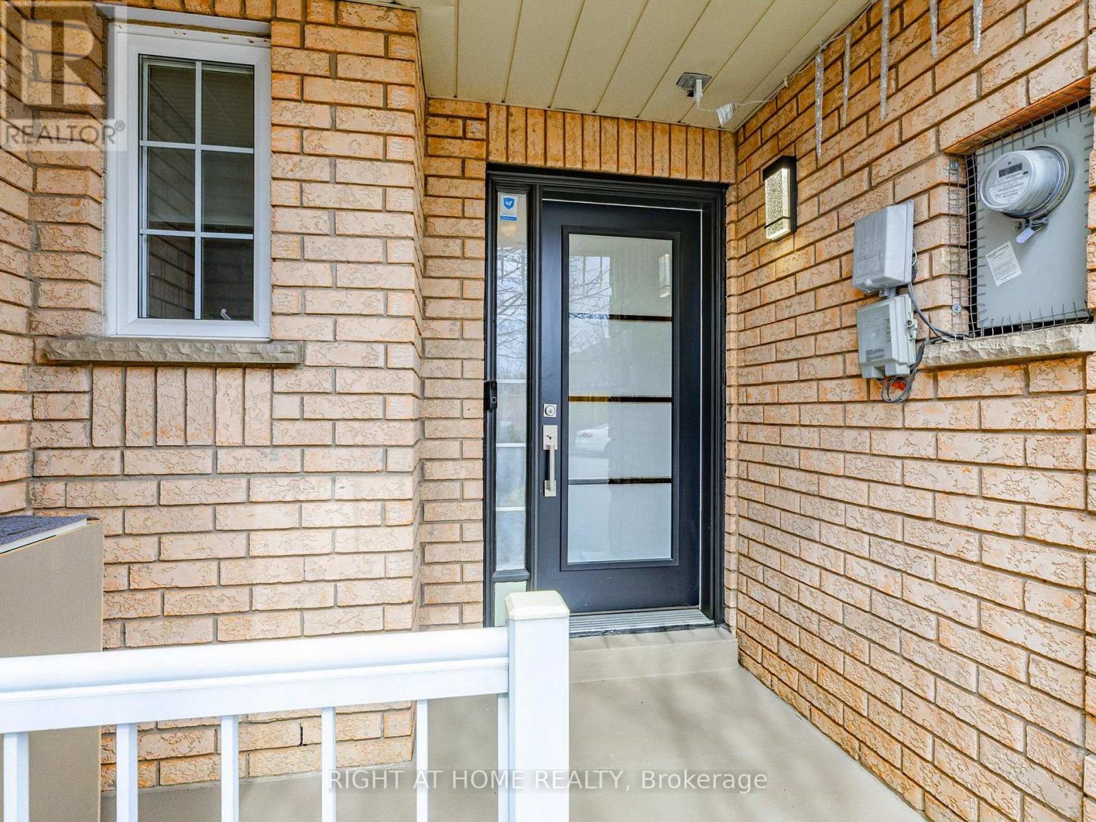 179 Vanguard Road, Vaughan, Ontario  L4K 5G8 - Photo 6 - N12998492