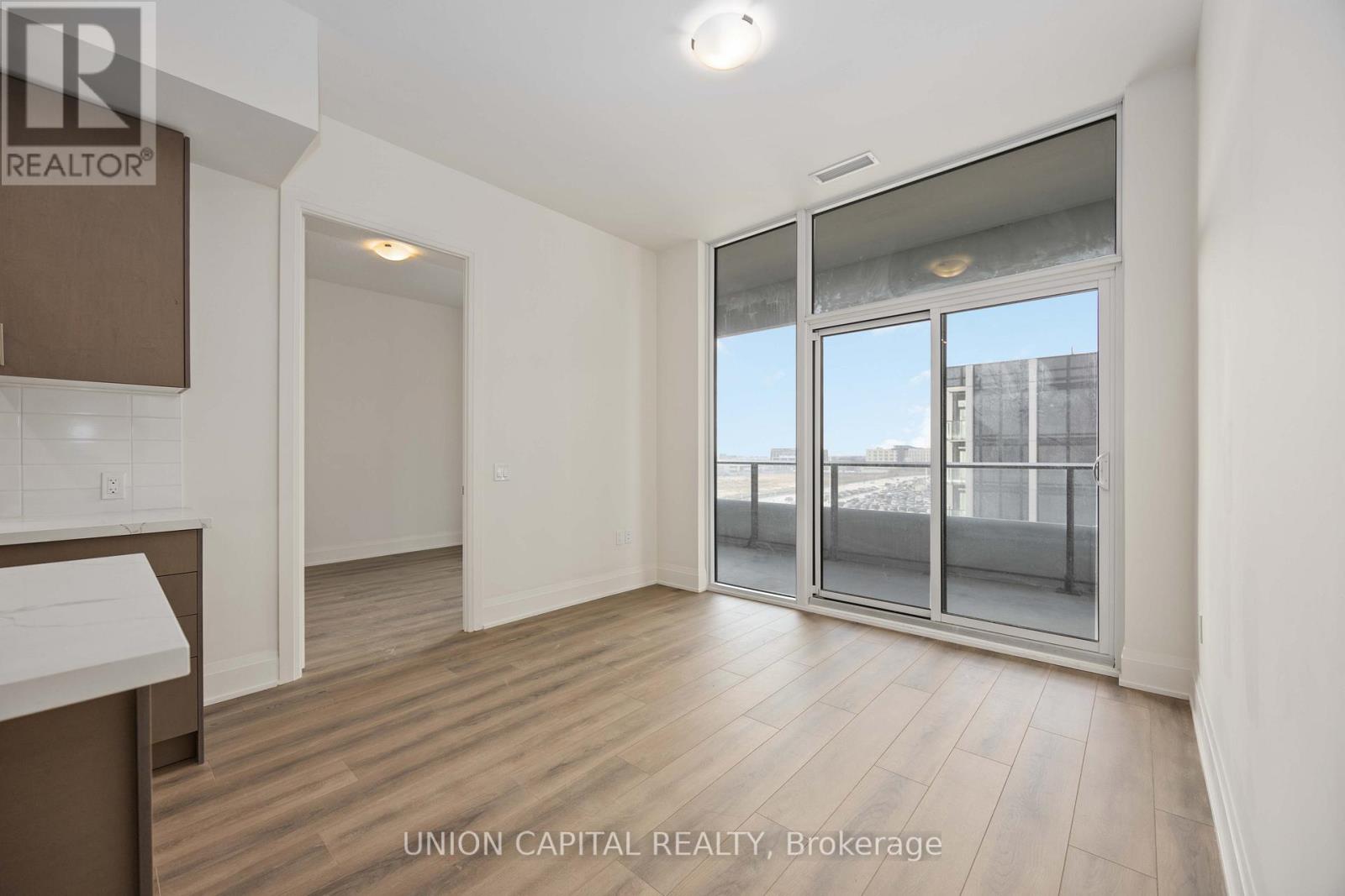 519 - 8960 Jane Street, Vaughan, Ontario  L4K 0N9 - Photo 8 - N12998536