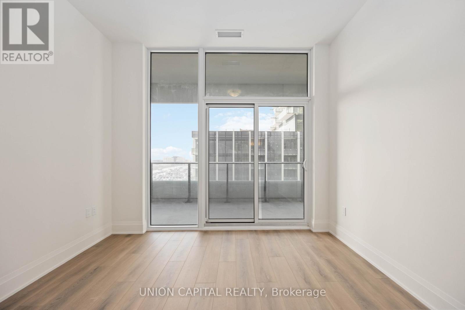 519 - 8960 Jane Street, Vaughan, Ontario  L4K 0N9 - Photo 9 - N12998536