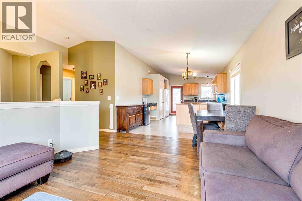 95 Inglewood Drive, Red Deer, Alberta  T4R 0B2 - Photo 12 - A2291723