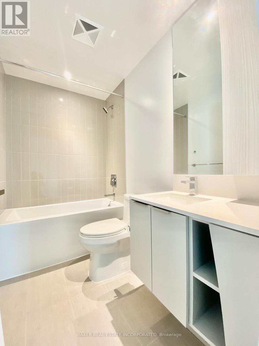 3804 - 3900 Confederation Parkway, Mississauga, Ontario  L5B 0M3 - Photo 12 - W12998444