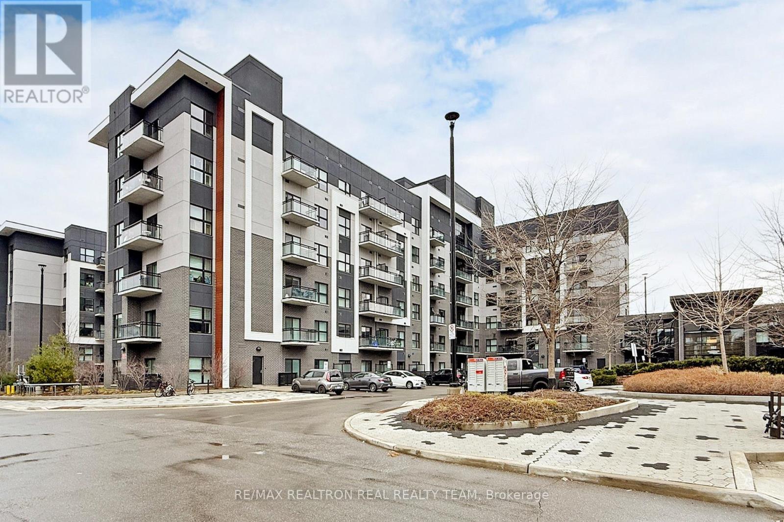 334 - 102 Grovewood Common, Oakville, Ontario  L6H 0X2 - Photo 39 - W12998446