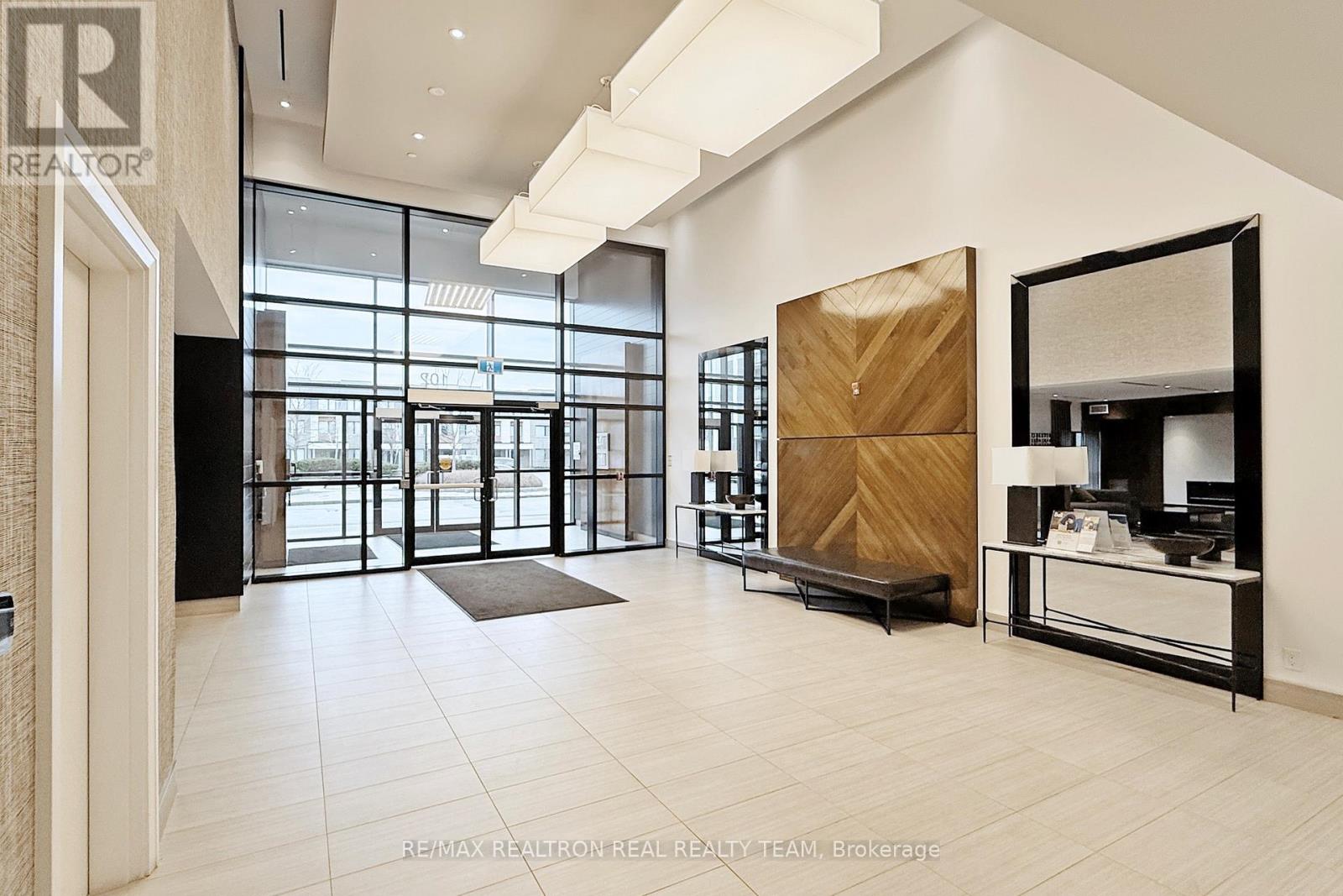 334 - 102 Grovewood Common, Oakville, Ontario  L6H 0X2 - Photo 4 - W12998446