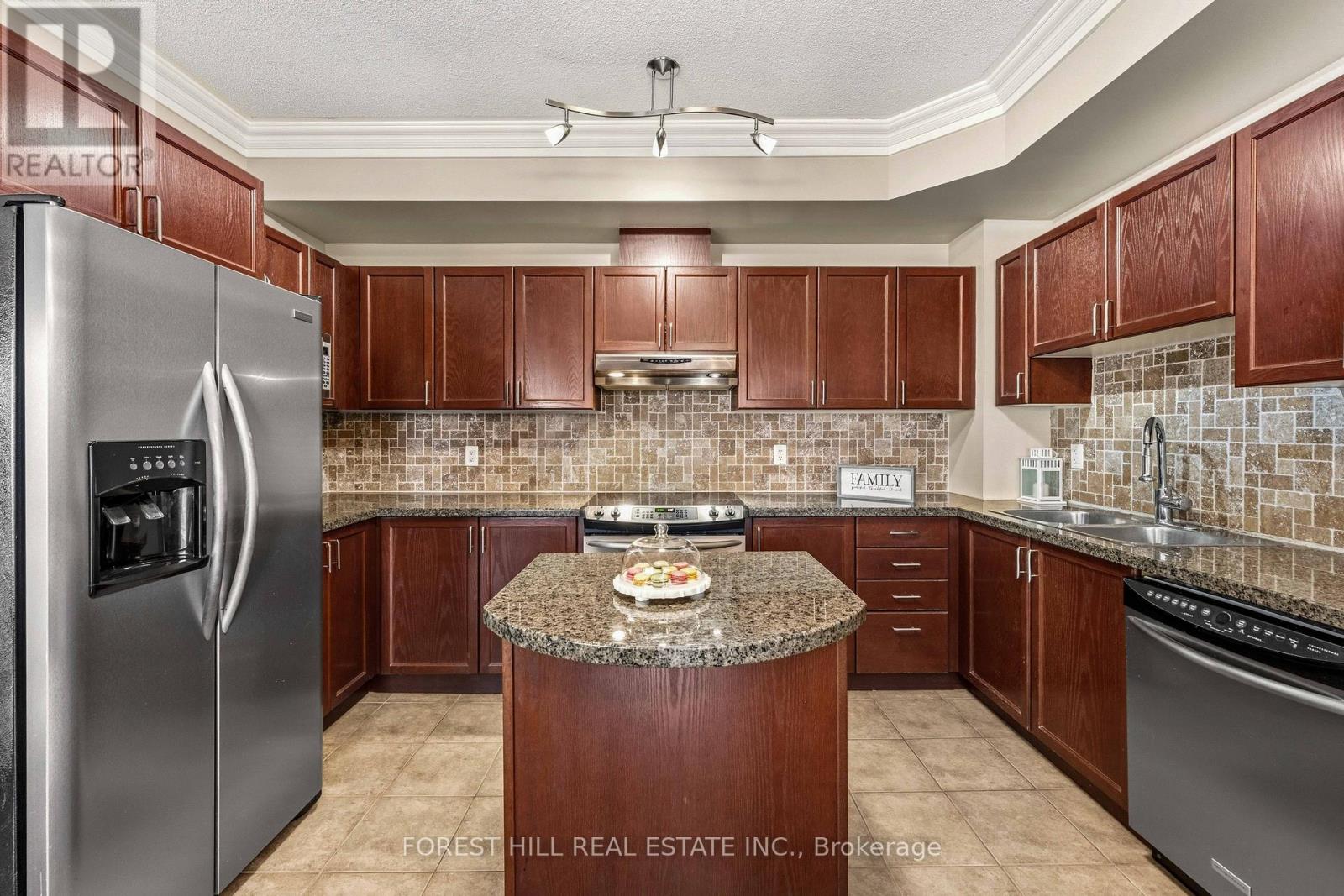 203 - 483 Faith Drive, Mississauga, Ontario  L5R 0A1 - Photo 16 - W12998450