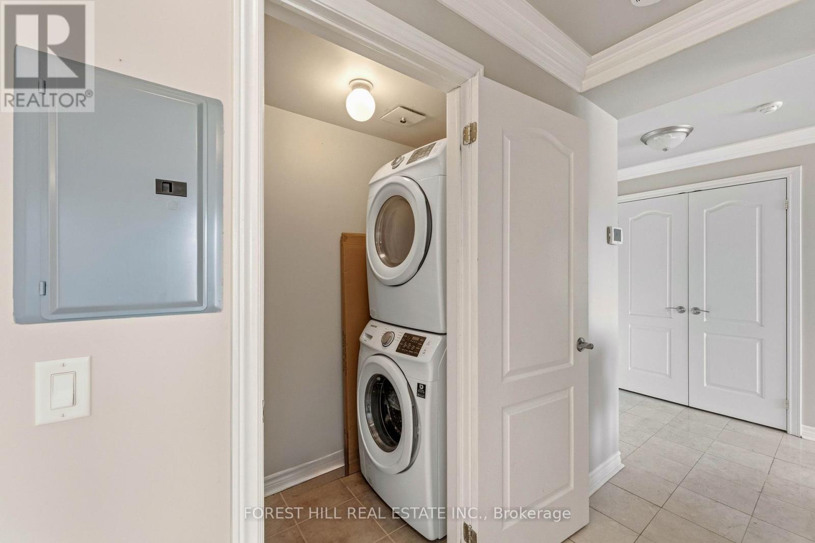 203 - 483 Faith Drive, Mississauga, Ontario  L5R 0A1 - Photo 32 - W12998450