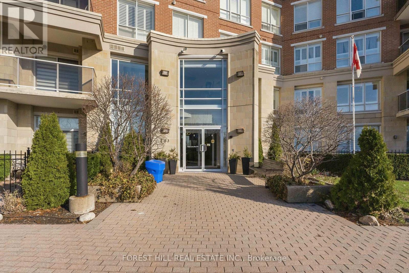 203 - 483 Faith Drive, Mississauga, Ontario  L5R 0A1 - Photo 4 - W12998450